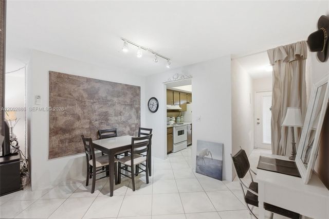 3216 SE 12th Street 8, Pompano Beach, FL 33062