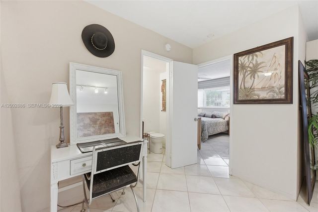 3216 SE 12th Street 8, Pompano Beach, FL 33062
