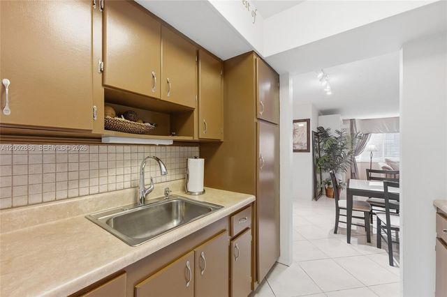 3216 SE 12th Street 8, Pompano Beach, FL 33062
