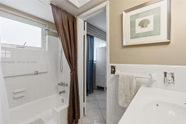 3216 SE 12th Street 8, Pompano Beach, FL 33062