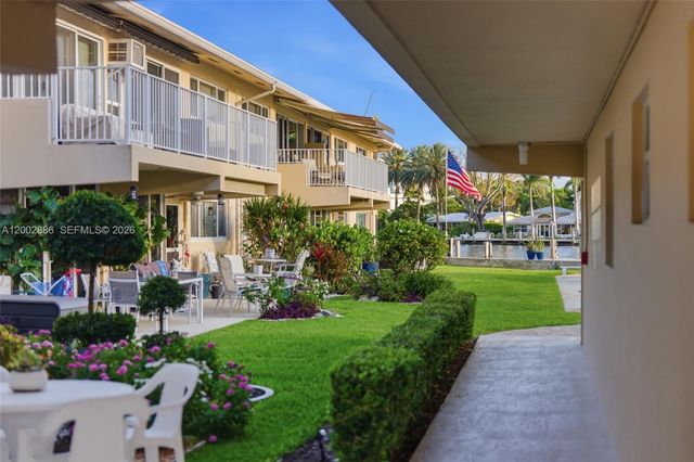 3216 SE 12th Street 8, Pompano Beach, FL 33062