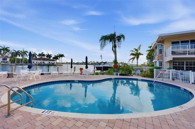 3216 SE 12th Street 8, Pompano Beach, FL 33062