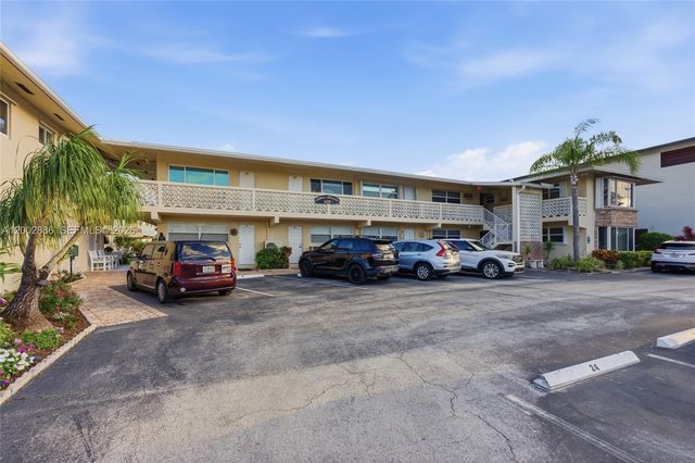 3216 SE 12th Street 8, Pompano Beach, FL 33062