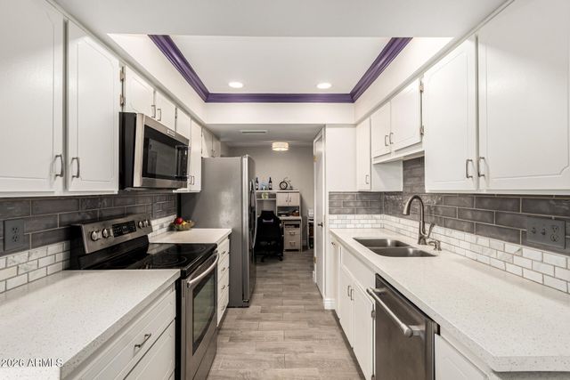 19618 N STAR RIDGE Drive, Sun City West, AZ 85375