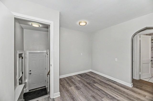 3400 S 8th AVENUE, Racine, WI 53402