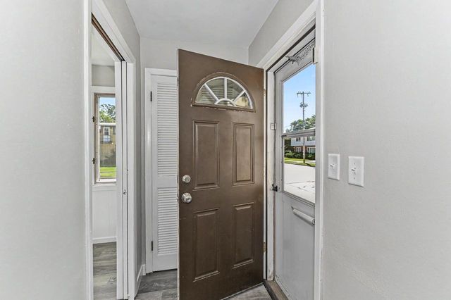 3400 S 8th AVENUE, Racine, WI 53402