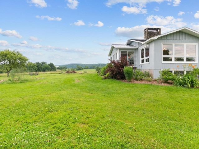 1621 VT Route 128, Westford, VT 05494