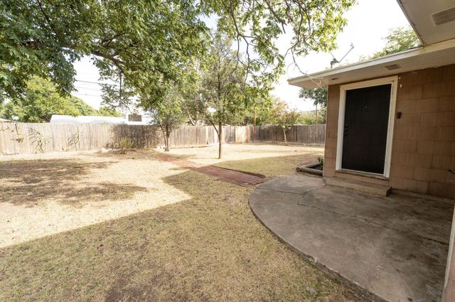 3804 38th Street, Lubbock, TX 79413