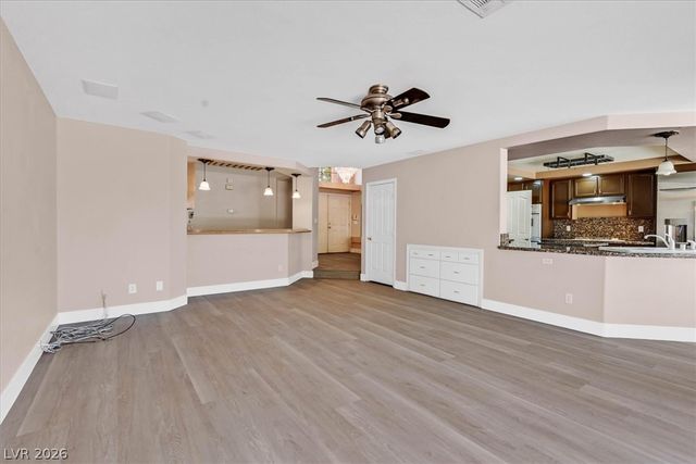 2704 TIMBER CROSSING Court, Henderson, NV 89074