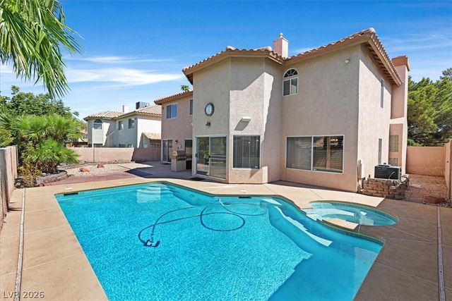 2704 TIMBER CROSSING Court, Henderson, NV 89074