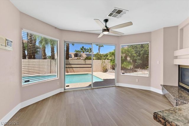 2704 TIMBER CROSSING Court, Henderson, NV 89074