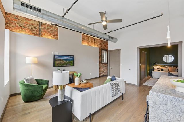 1408 Elm Street, Cincinnati, OH 45202