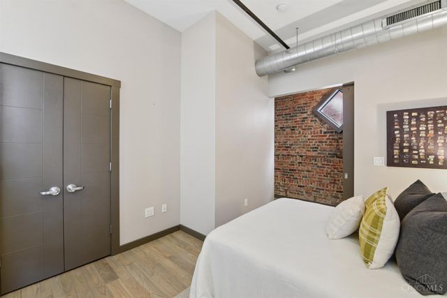 1408 Elm Street, Cincinnati, OH 45202