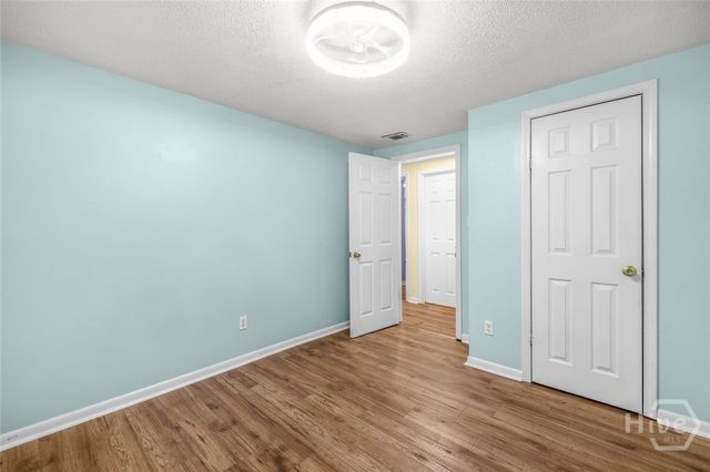 402 N Sangrena Drive, Pooler, GA 31322