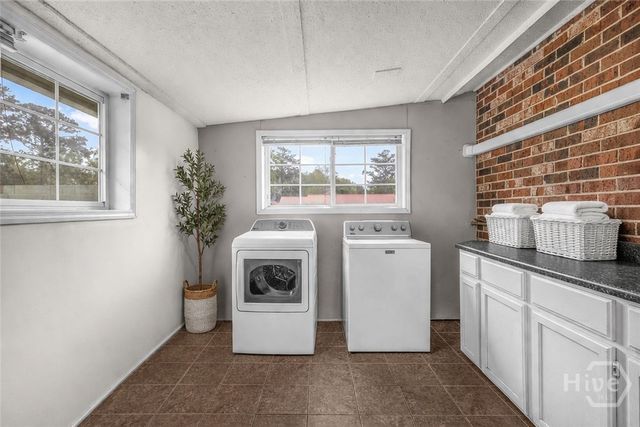 402 N Sangrena Drive, Pooler, GA 31322