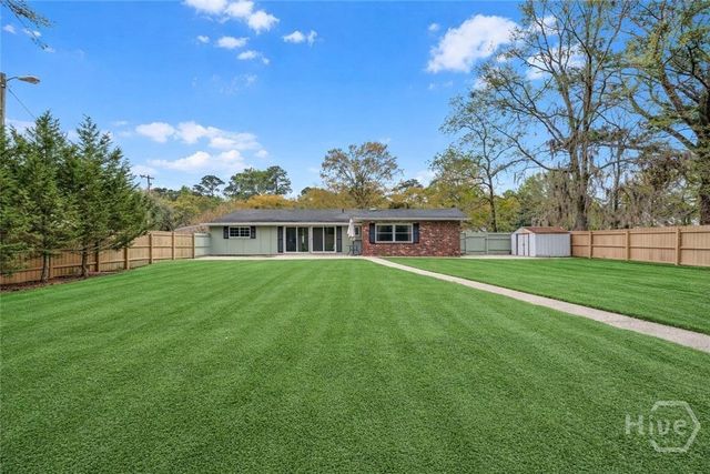 402 N Sangrena Drive, Pooler, GA 31322