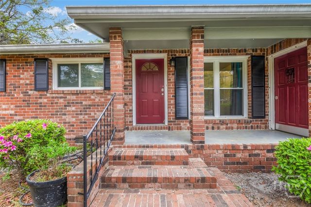 402 N Sangrena Drive, Pooler, GA 31322