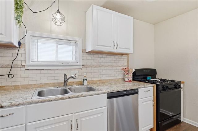 3 N Mulberry Terrace, Louisburg, KS 66053