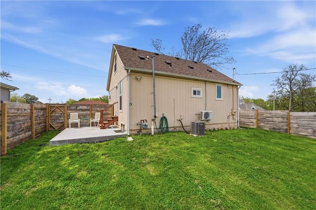 3 N Mulberry Terrace, Louisburg, KS 66053