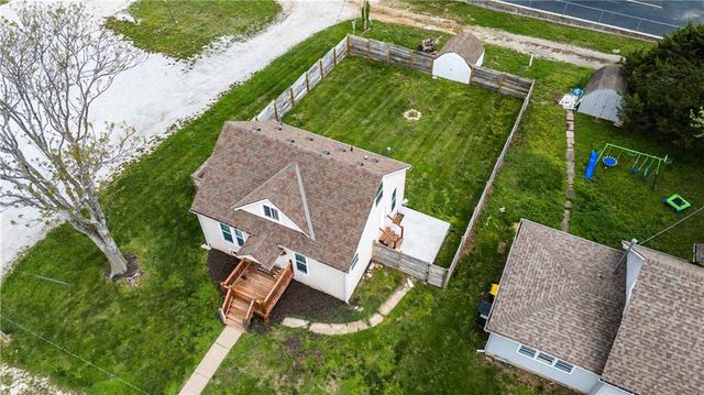 3 N Mulberry Terrace, Louisburg, KS 66053