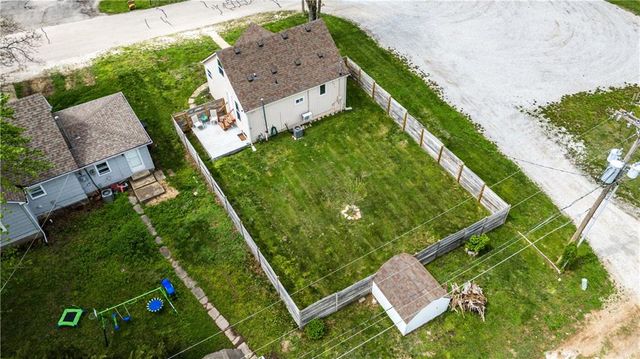 3 N Mulberry Terrace, Louisburg, KS 66053