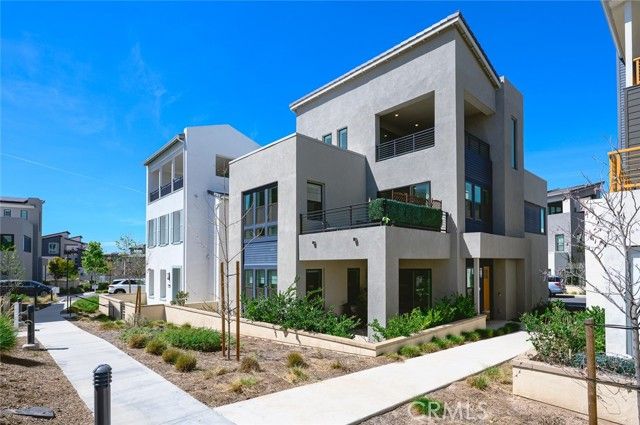 118 Yugen, Irvine, CA 92618