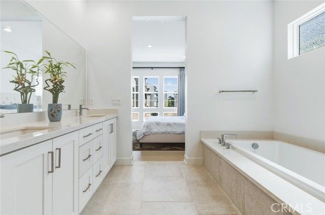 118 Yugen, Irvine, CA 92618