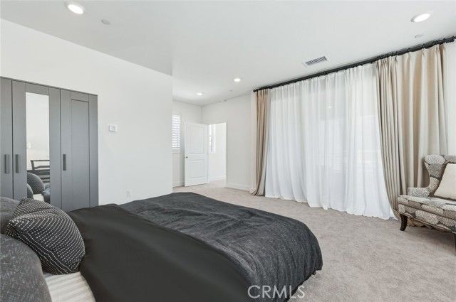 118 Yugen, Irvine, CA 92618