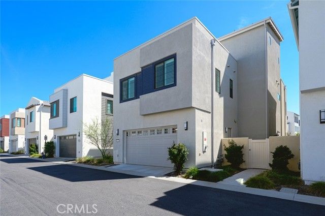 118 Yugen, Irvine, CA 92618