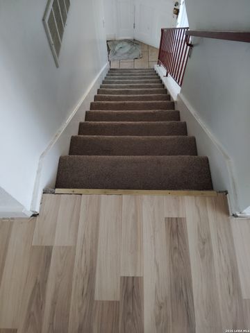 6314 Robin Frst, San Antonio, TX 78239