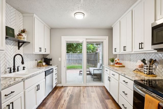 1019 Wayne Avenue, Duncanville, TX 75137