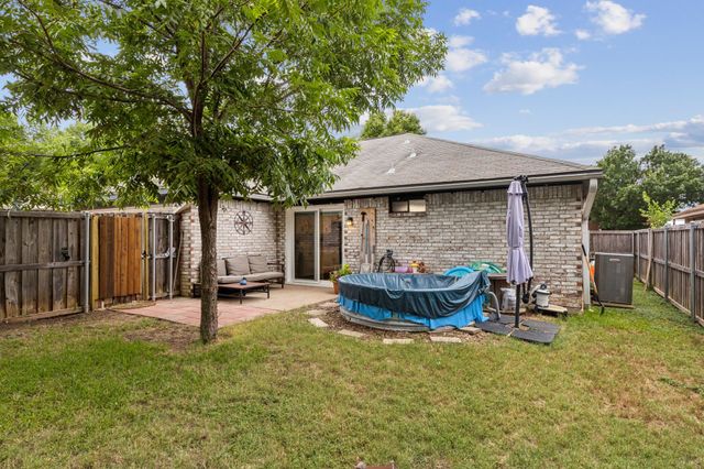 1019 Wayne Avenue, Duncanville, TX 75137