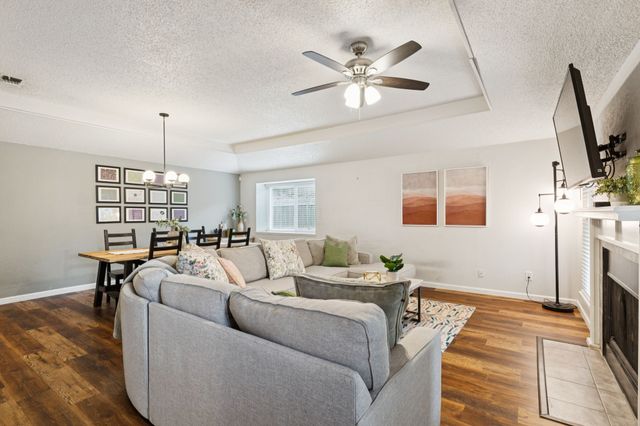 1019 Wayne Avenue, Duncanville, TX 75137