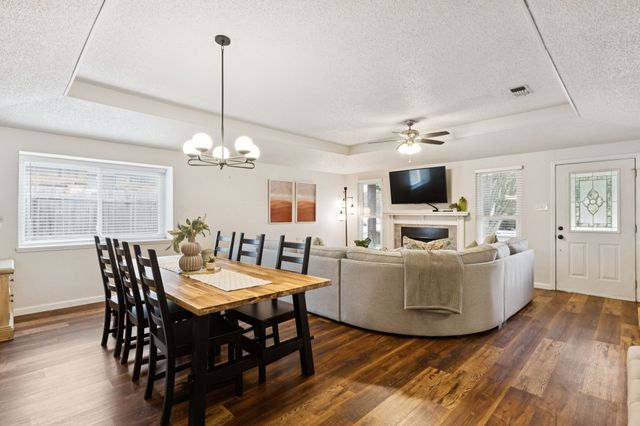 1019 Wayne Avenue, Duncanville, TX 75137