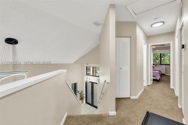 2836 W River Run Cir W, Miramar, FL 33025