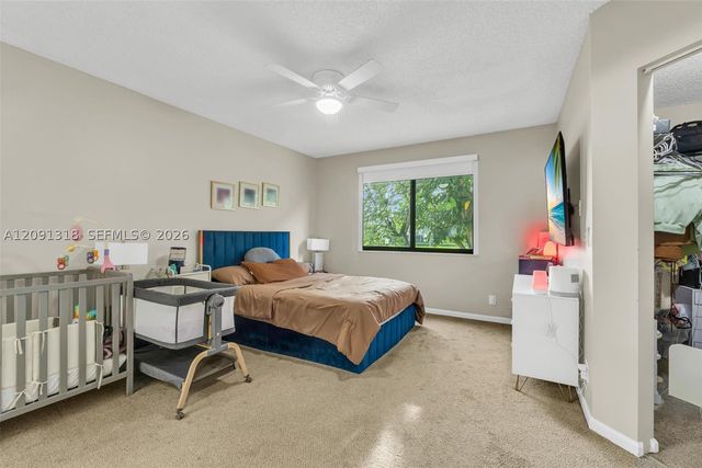 2836 W River Run Cir W, Miramar, FL 33025