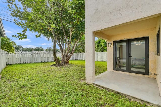 2836 W River Run Cir W, Miramar, FL 33025