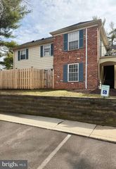 150 BERWICK PL #22A, Lansdale, PA 19446