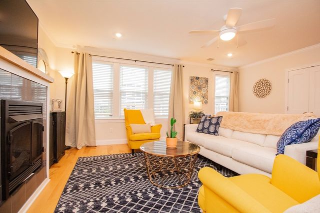 1008 Tremont St 7, Boston, MA 02120