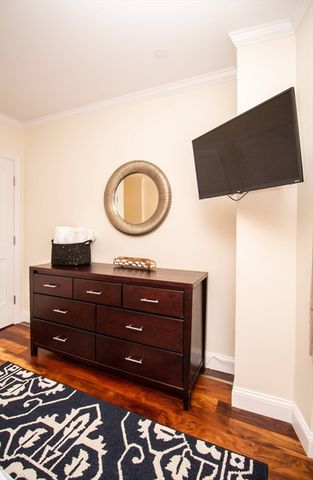 1008 Tremont St 7, Boston, MA 02120