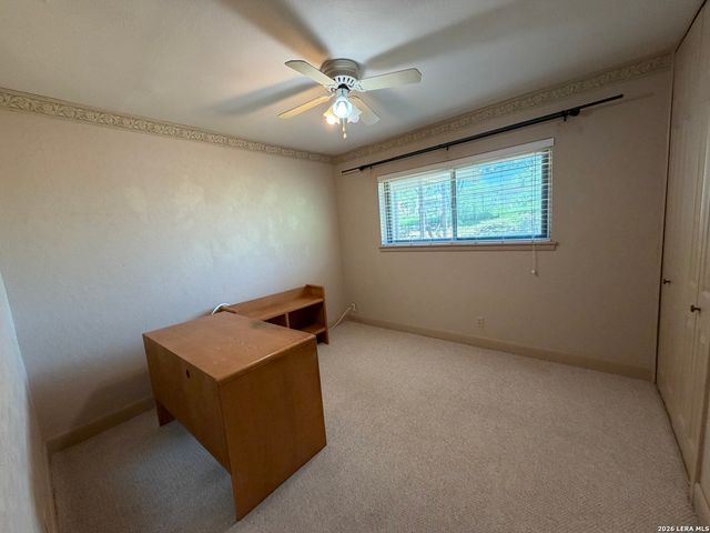 7821 VILLAGE OAK DR, Live Oak, TX 78233