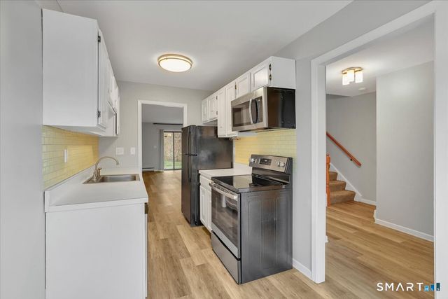 10 Briar Court 10, Cromwell, CT 06416