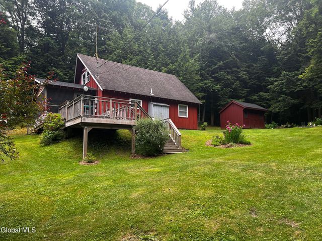 30 Forest Lake Way, Granville, NY 12832
