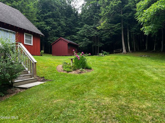 30 Forest Lake Way, Granville, NY 12832