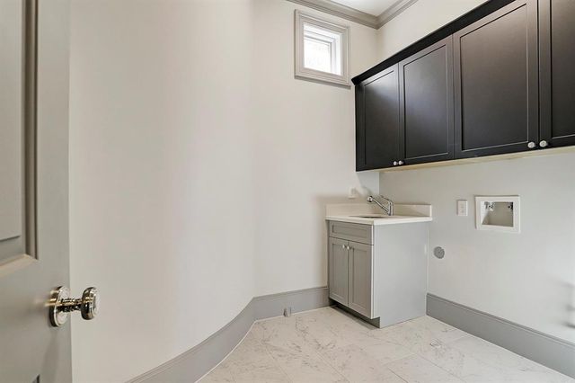 1909 Revere Street, Houston, TX 77019