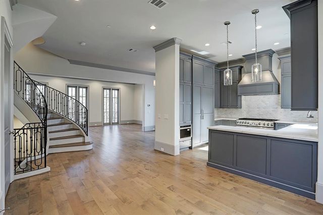 1909 Revere Street, Houston, TX 77019