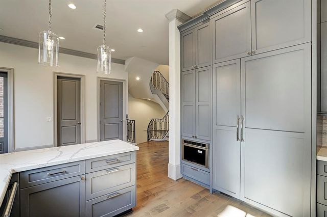 1909 Revere Street, Houston, TX 77019