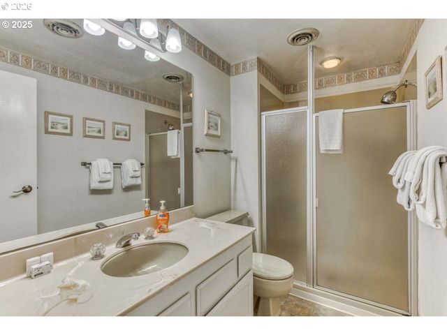 475 S PROM 518, Seaside, OR 97138