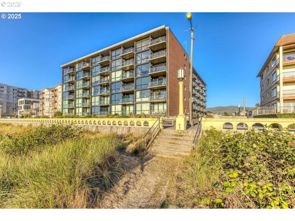475 S PROM 518, Seaside, OR 97138