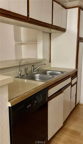 10129 Commerce Street, Tujunga, CA 90242